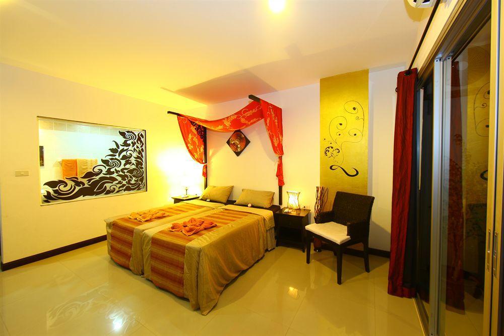 Blue Star Hotel Phuket Exterior photo