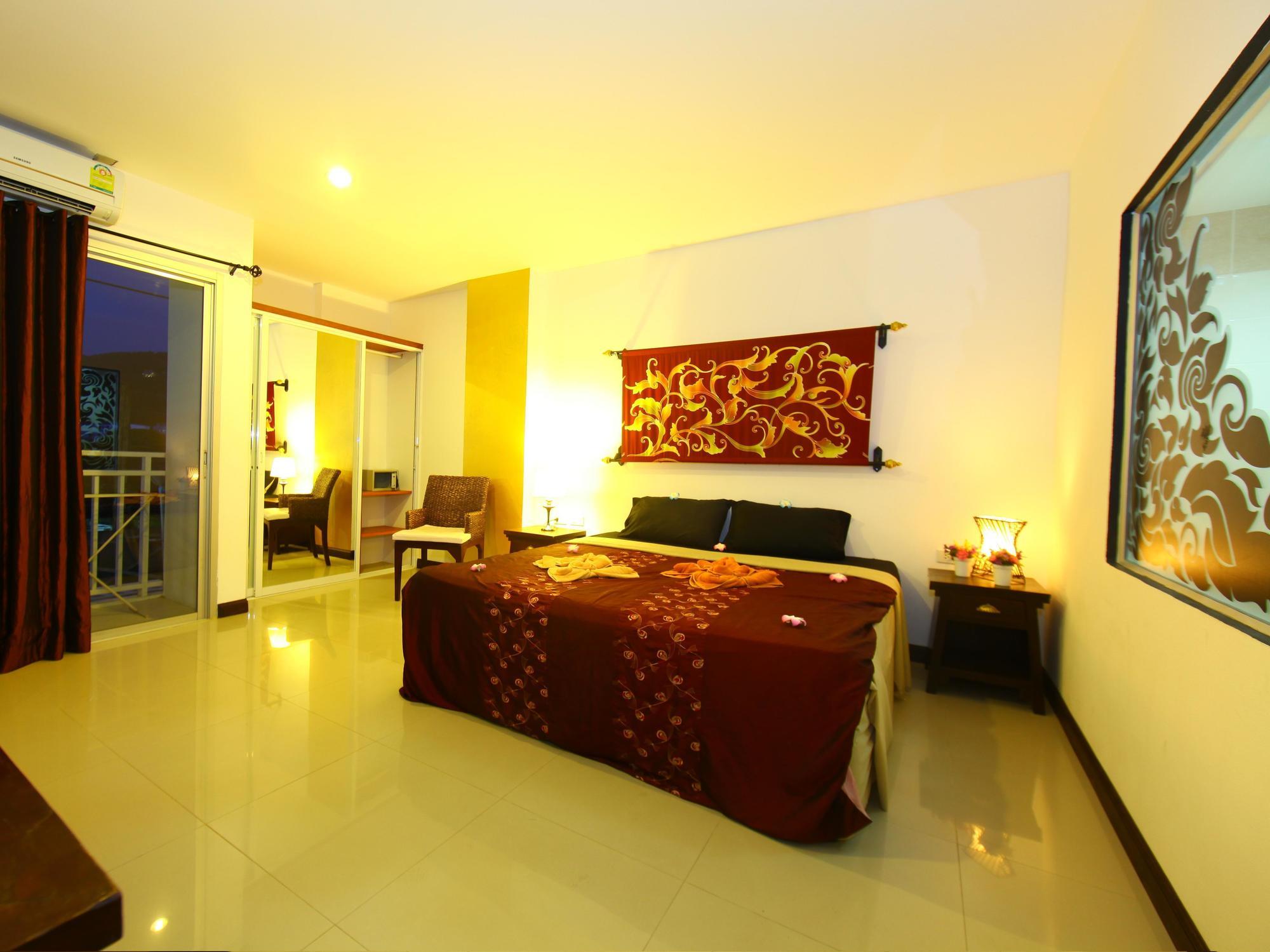 Blue Star Hotel Phuket Exterior photo