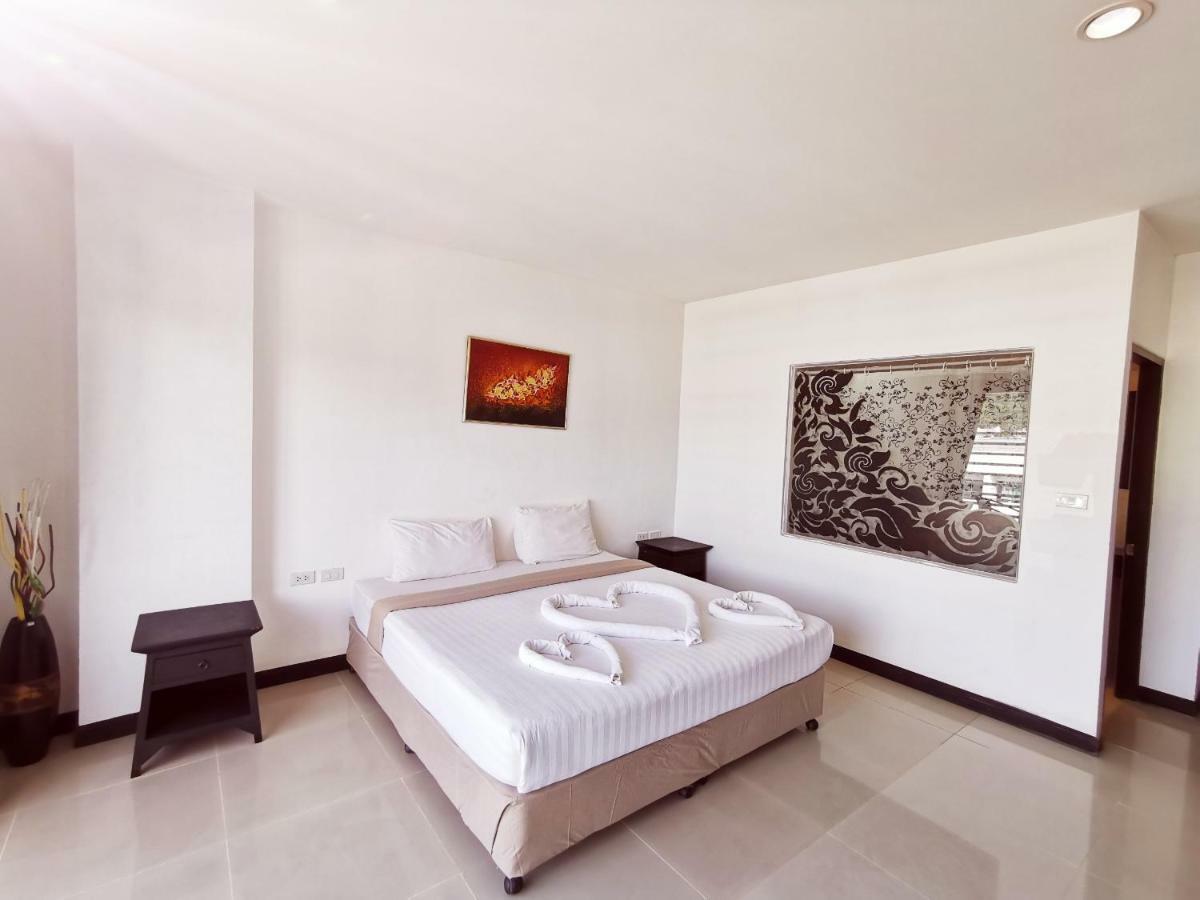 Blue Star Hotel Phuket Exterior photo