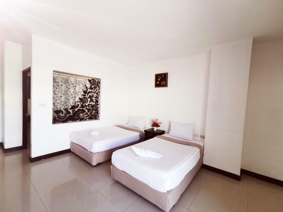 Blue Star Hotel Phuket Exterior photo